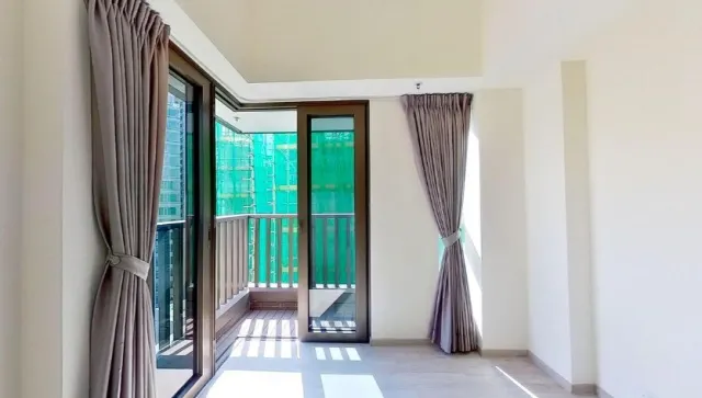 18 MOSQUE STREET – 11