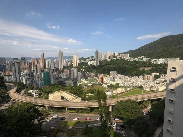 WOODLAND HEIGHTS 怡園 – 9