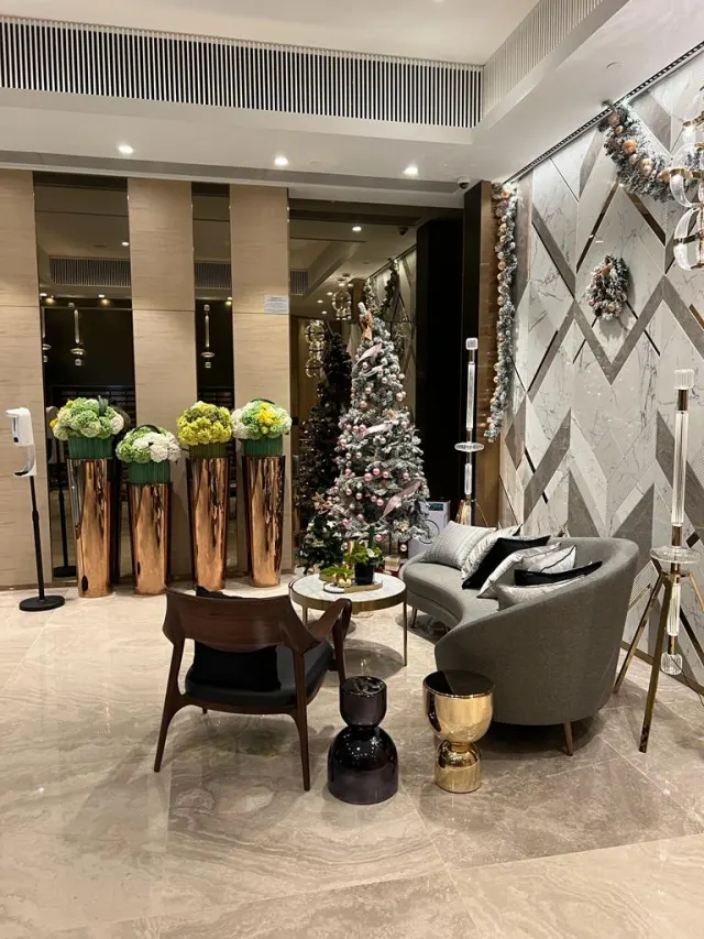 LA MARINA – 4