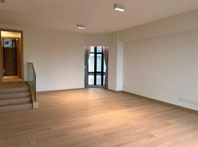 FORTUNA COURT 福慧大廈 – 10