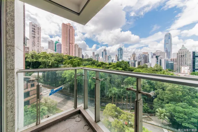 KENNEDY PARK AT CENTRAL 君珀