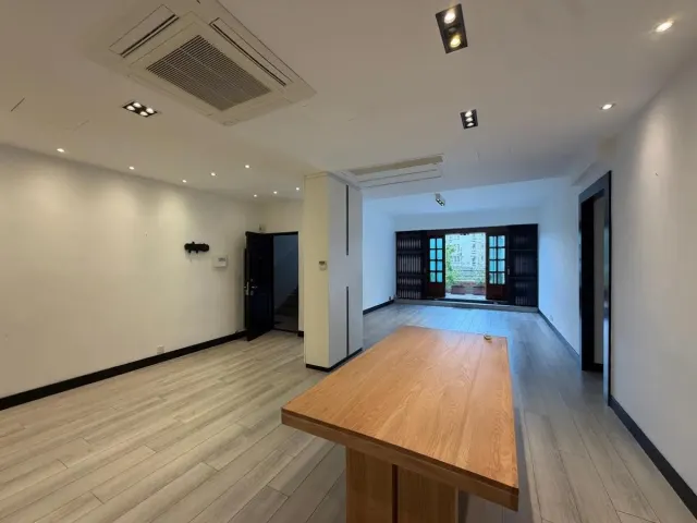 Briar Avenue – 2