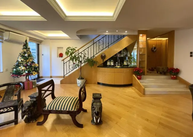 PARK VIEW COURT 恆柏園 – 7