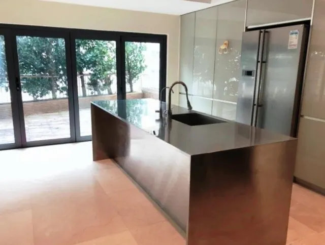 REPULSE BAY HEIGHTS – 10