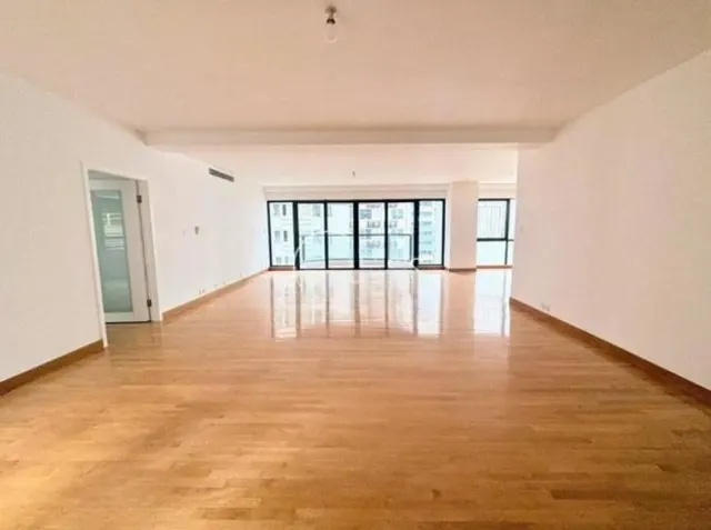 ESTORIL COURT 愛都大廈 – 1