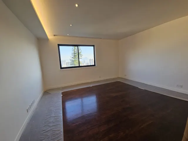 VICTORIA HEIGHTS – 5