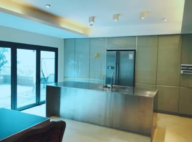 REPULSE BAY HEIGHTS – 8