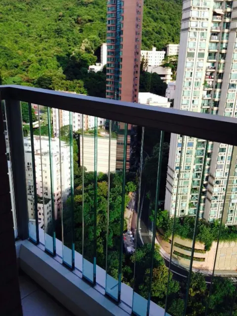 LEXINGTON HILL – 9