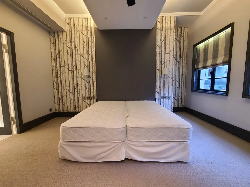 No.1 SING WOO CRESCENT 成和坊 – 1
