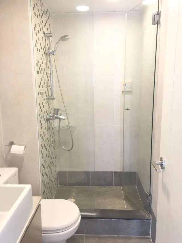 GRANDVIEW TOWER – 6