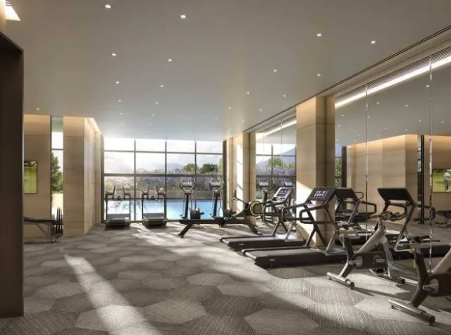 8 Deep Water Bay Drive – 8
