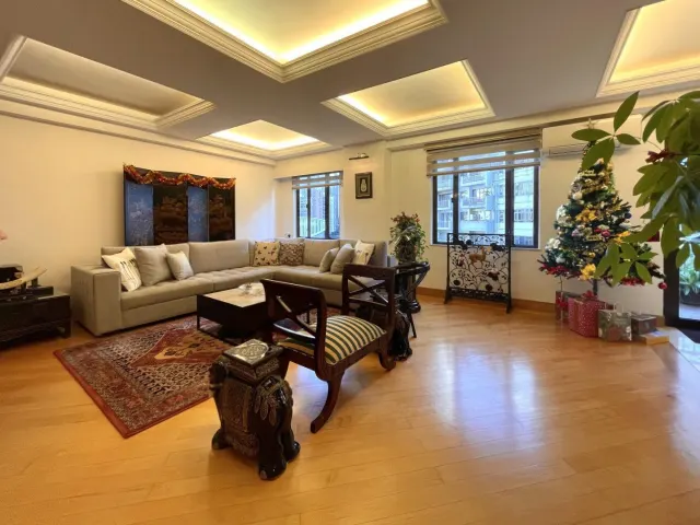 PARK VIEW COURT 恆柏園 – 2