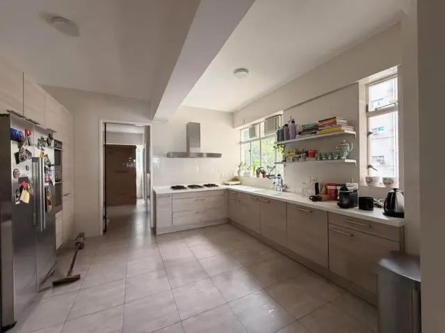 BORRETT MANSIONS – 7