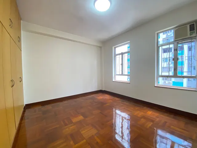 Empire Apartments – 2