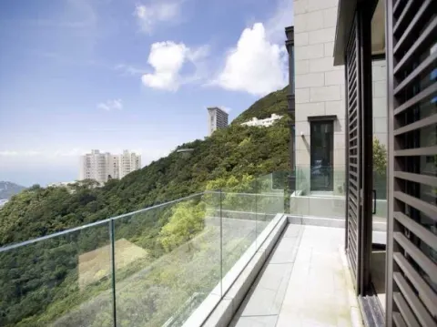 7 – 15 Mount Kellett Road, THE PEAK – 5