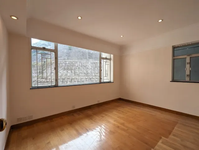 Evergreen Villa 松柏新村 – 18