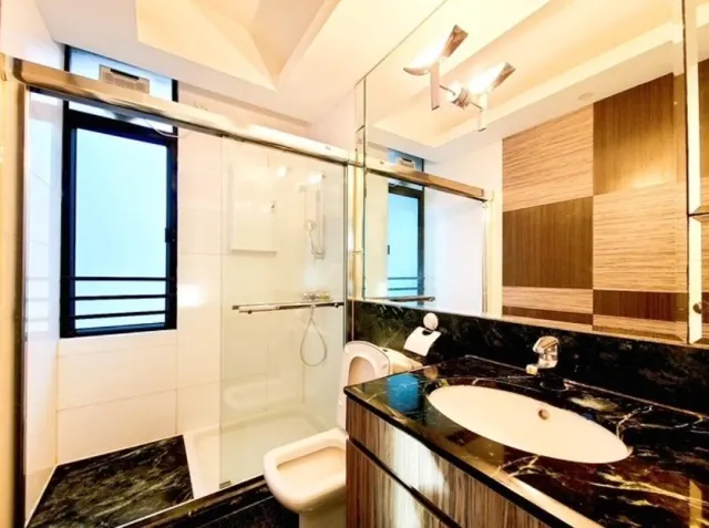 37 REPULSE BAY ROAD – 9