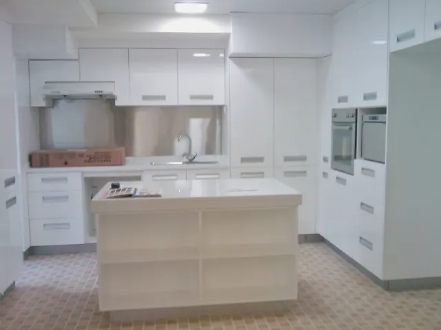 SUNCREST TOWER 桂濤苑 – 1
