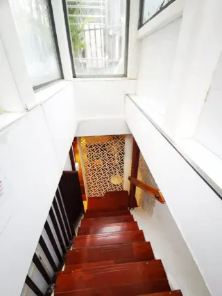 YEE ON MANSION 宜安大廈 – 8