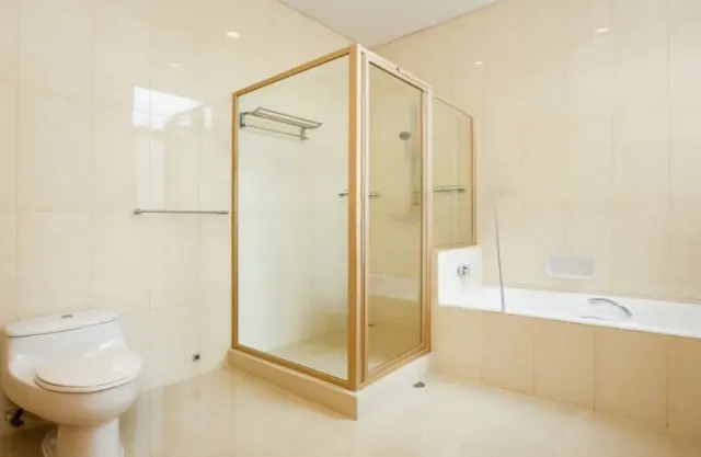 REDHILL PENINSULA-CEDAR DRIVE – 3