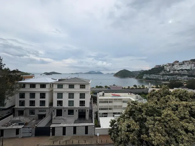 BURNSIDE ESTATE 濱景園 – 3