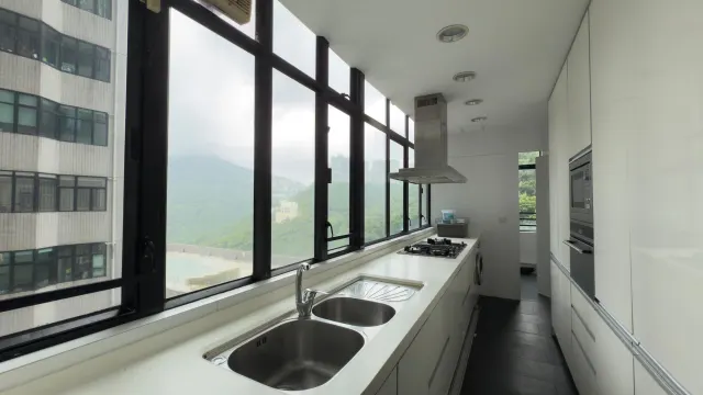 37 REPULSE BAY ROAD 淺水灣道37號 – 9