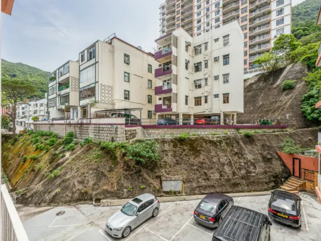 PINE GARDENS 松苑 – 14