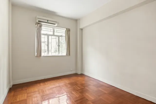 BOWEN ROAD NO.6 – 4