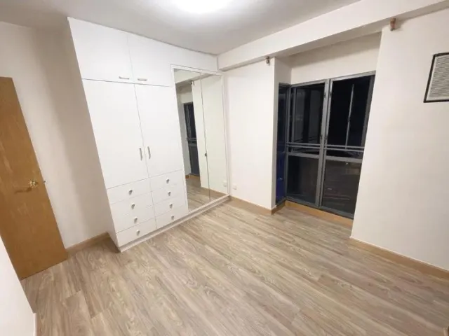 HOLLYWOOD TERRACE – 5