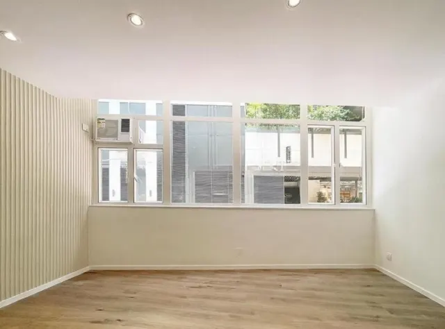 17 PEEL STREET – 8