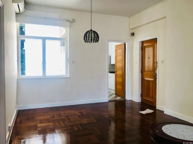 NO.35-41 VILLAGE TERRACE 山村臺 – 4