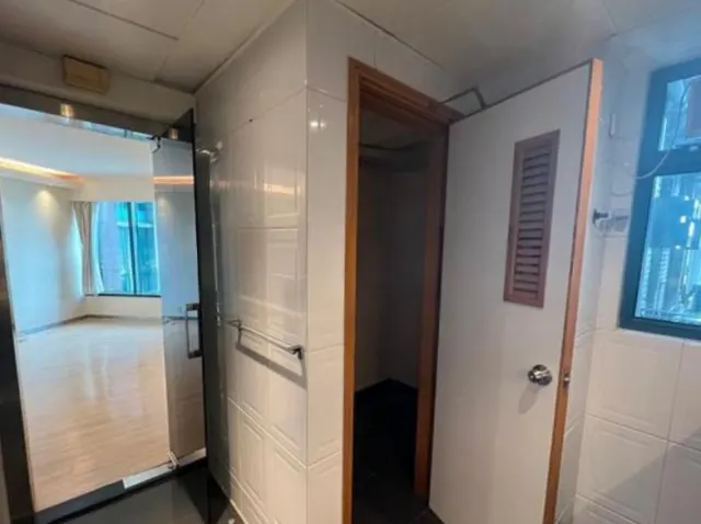80 ROBINSON ROAD – 4