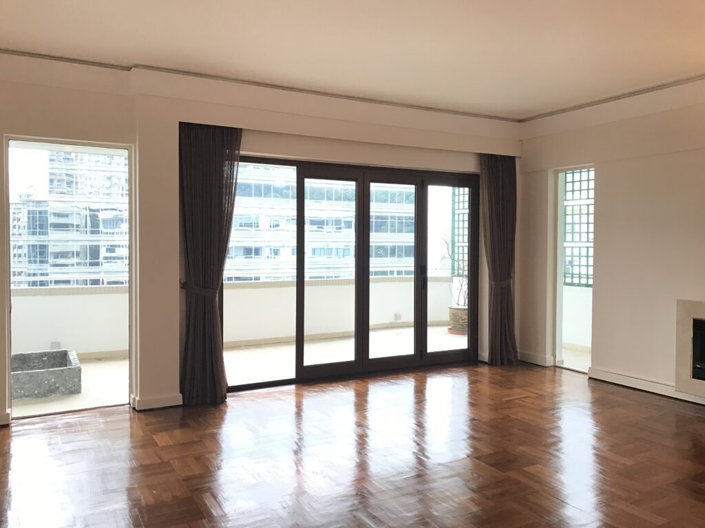 HORIZON MANSION 崇華大廈 – 12