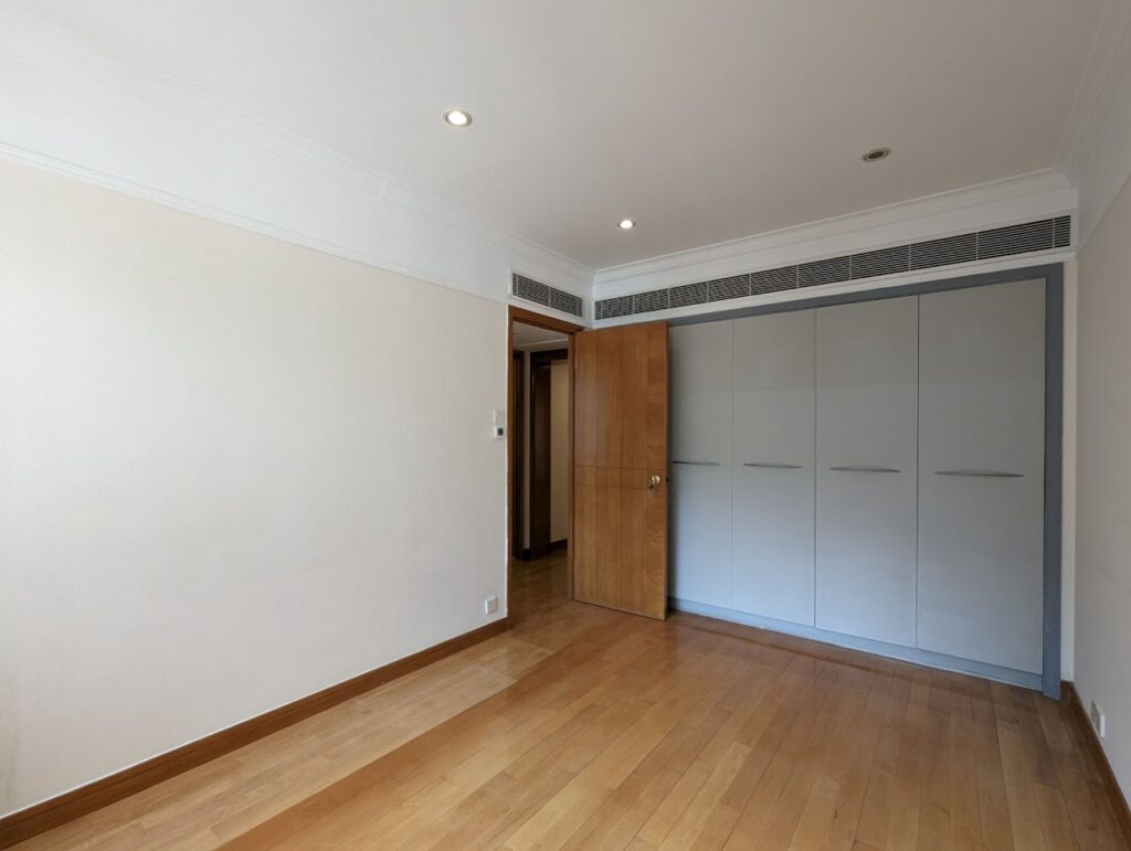 Evergreen Villa 松柏新村 – 1