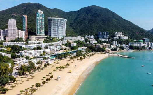 24-24A Repulse Bay Road