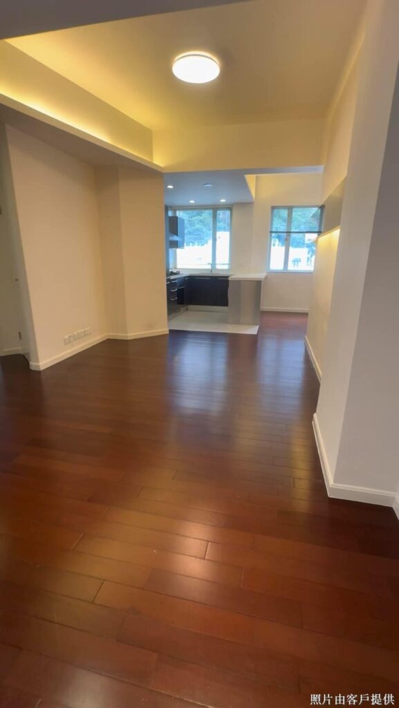 EMPIRE COURT – 1