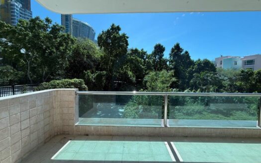 76 REPULSE BAY ROAD