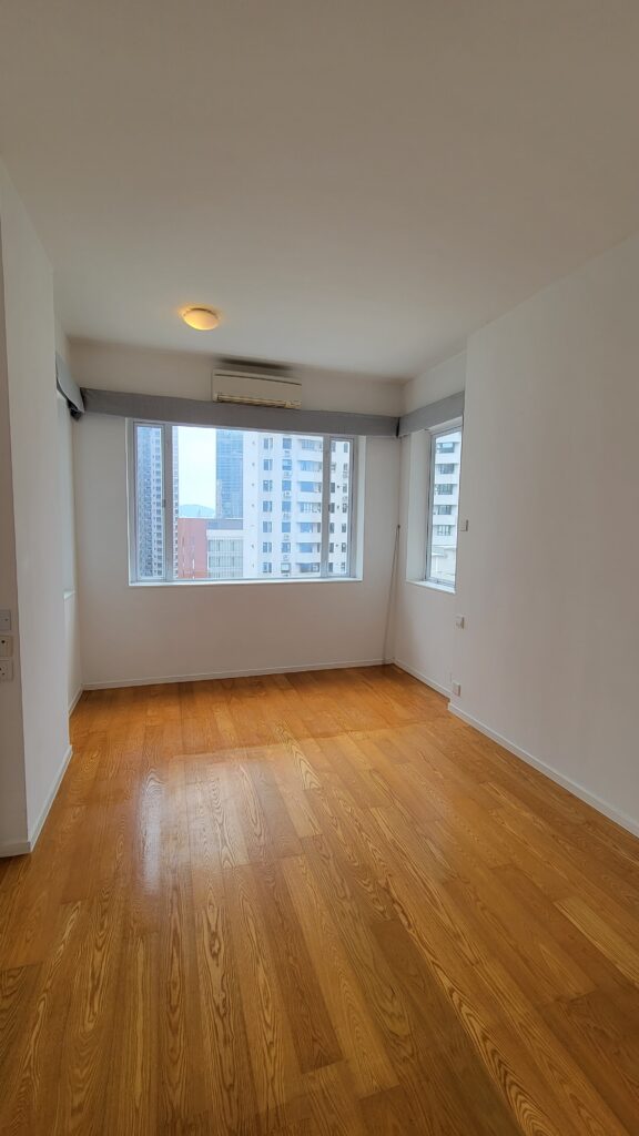 BOWEN ROAD NO.5 – 15