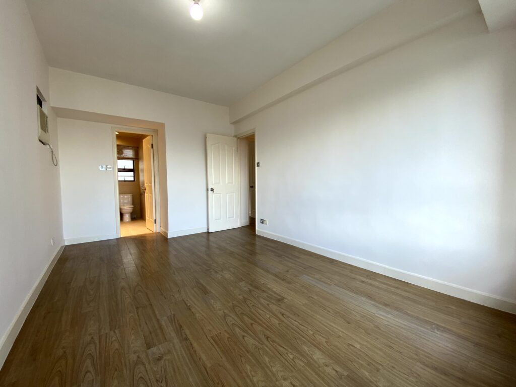 DRAGONVIEW COURT – 14
