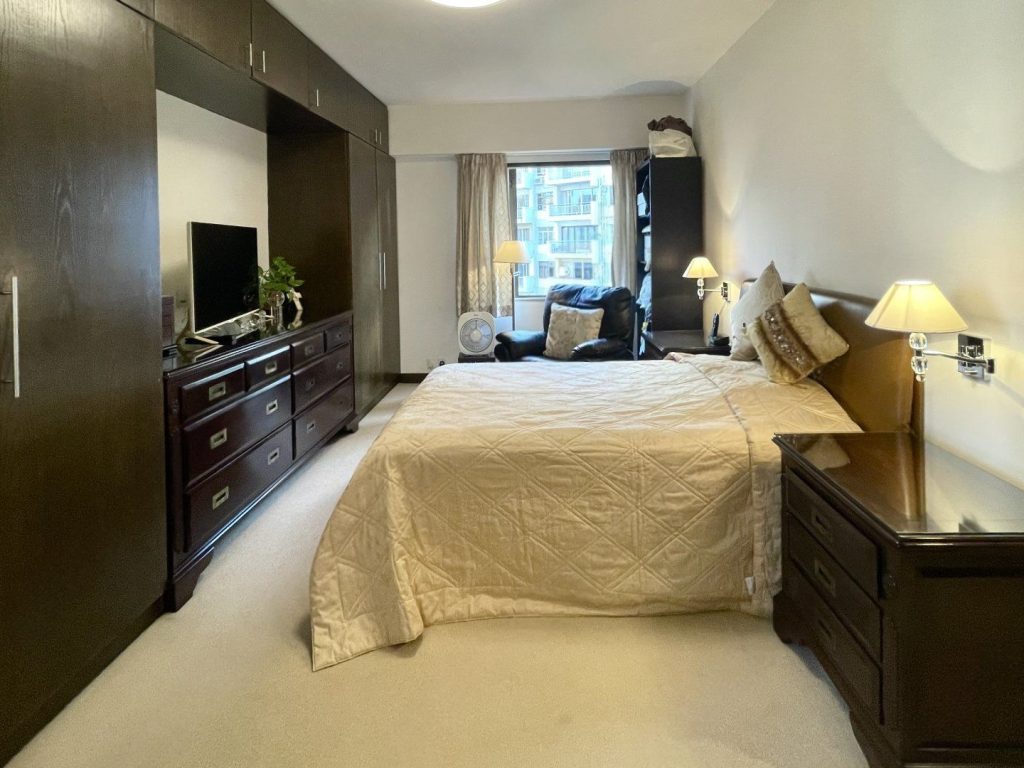 PARK VIEW COURT 恆柏園 – 21
