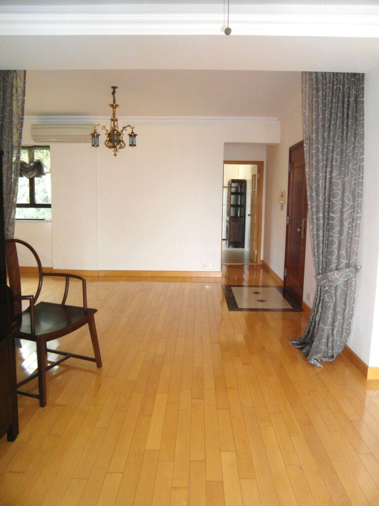 EWAN COURT – 7