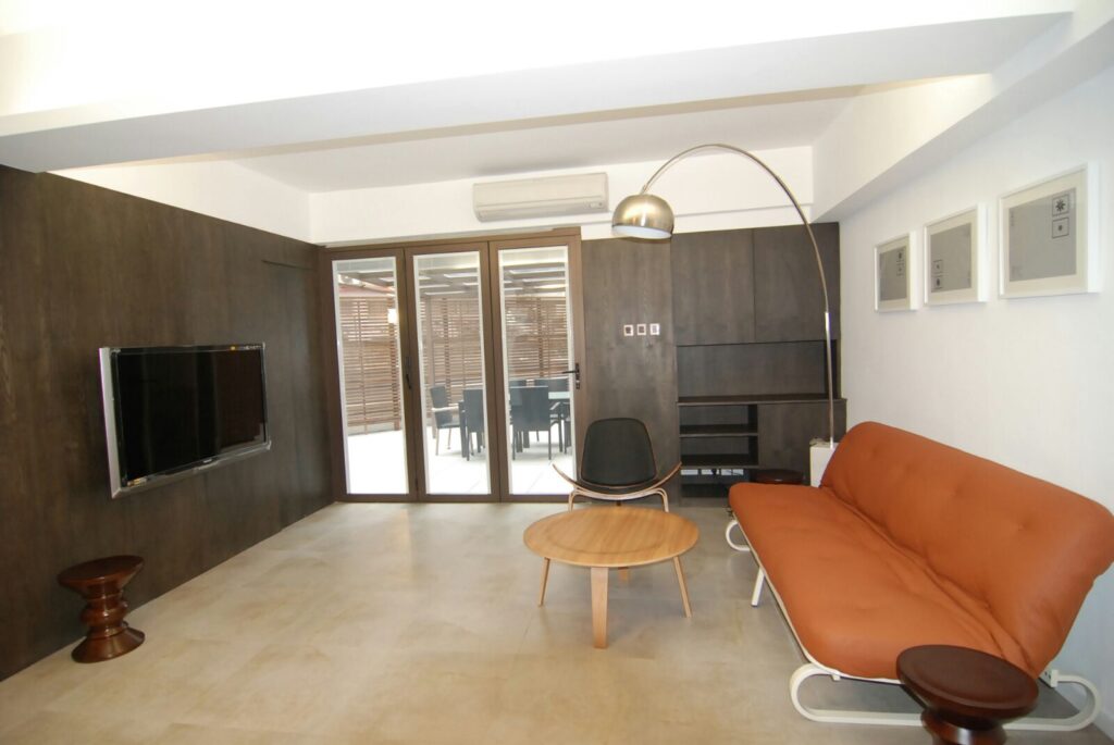 GOLDEN PHOENIX COURT + TERRACE – 8