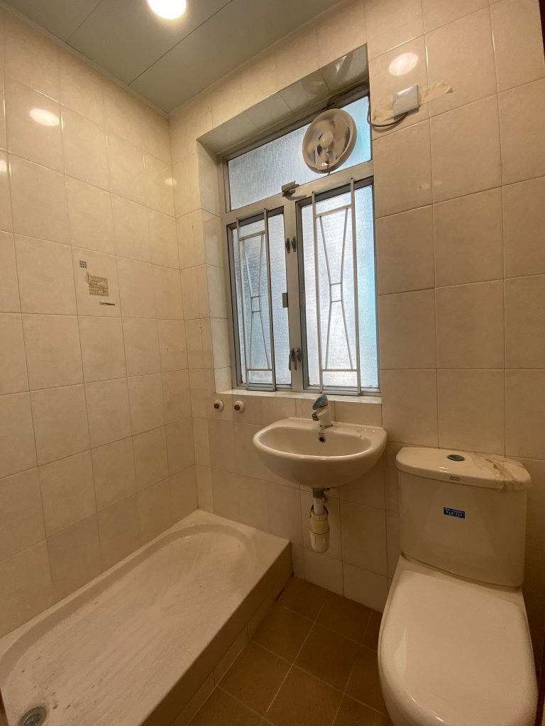 Empire Apartments – 4