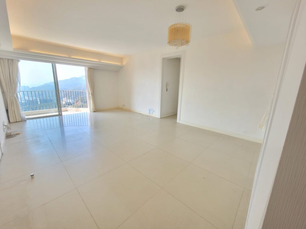 BRENTWOOD 蔚峰園 – 13