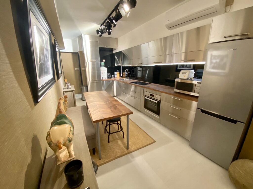 59 WELLINGTON STREET – 6