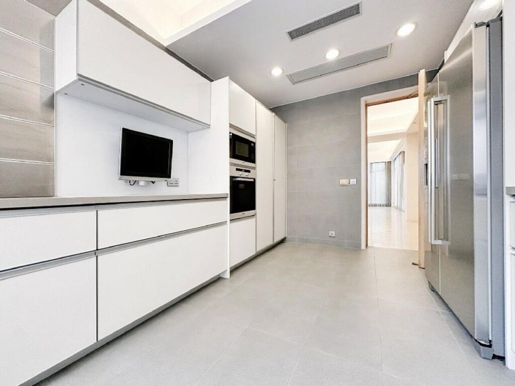 18-24 BISNEY ROAD 碧荔道18-24 號 – 9