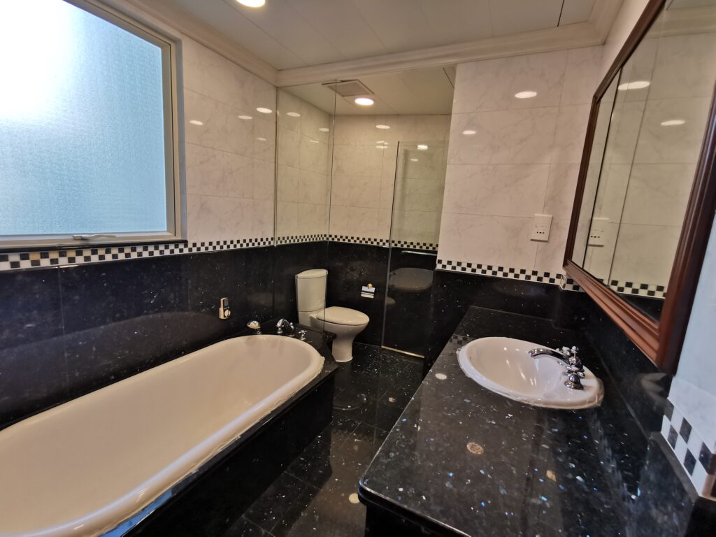 THE MOUNT AUSTIN – 4