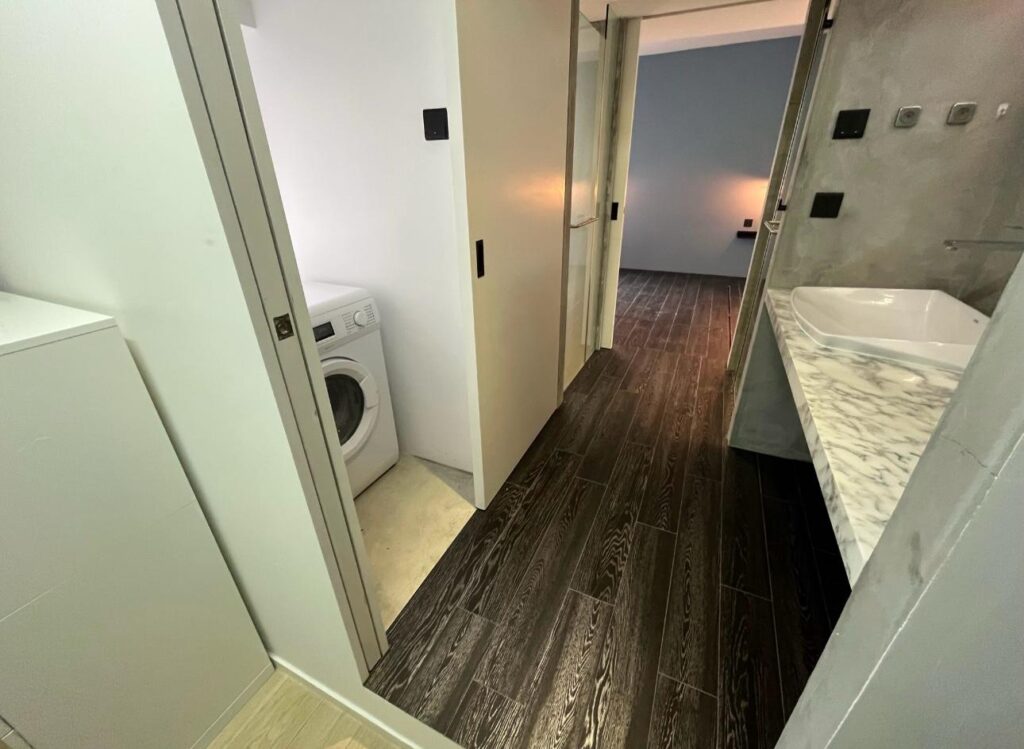 1 TAI HANG ROAD – 5