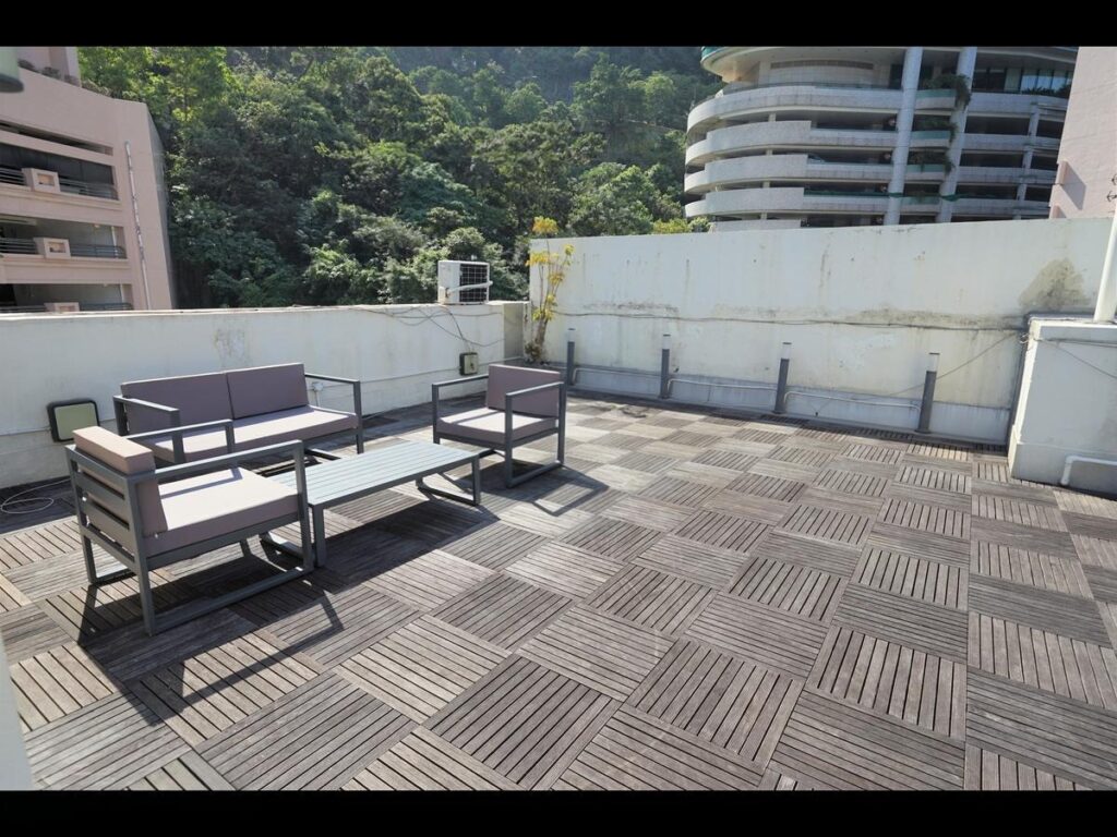 BOWEN ROAD NO.6 + ROOF – 1