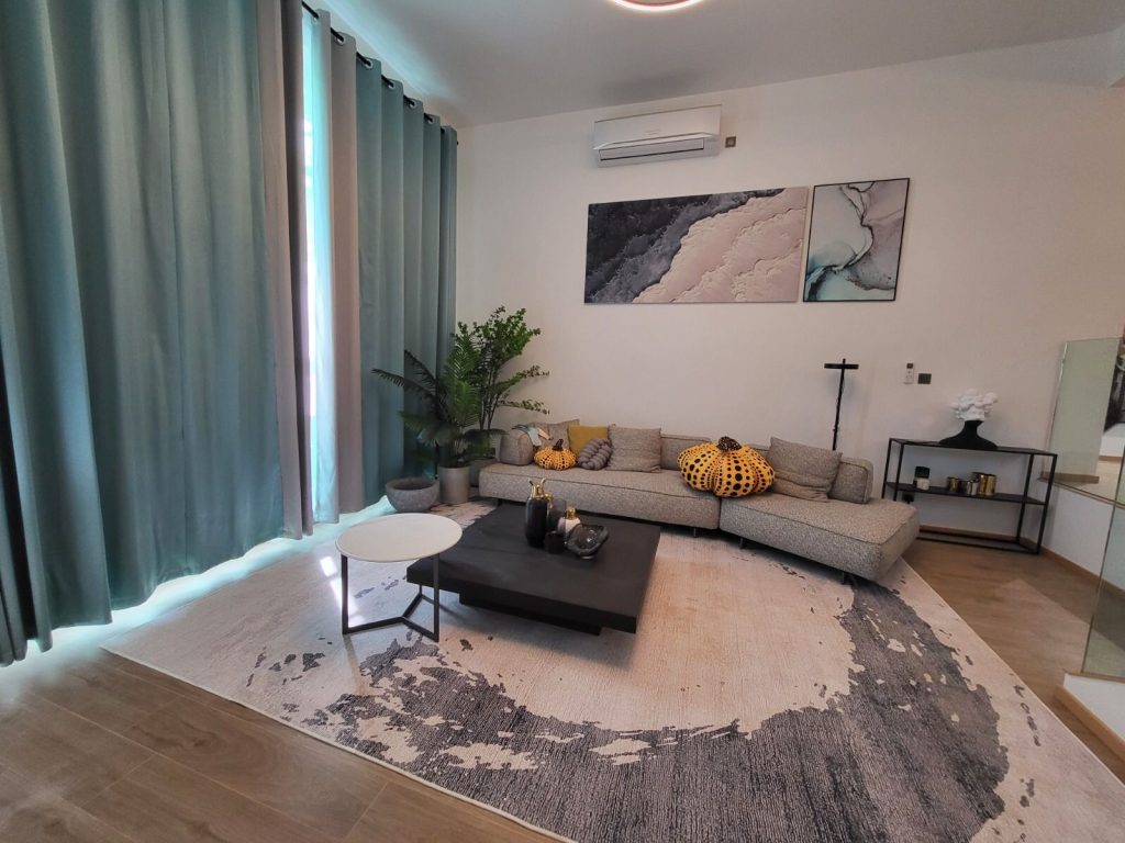 BANOO VILLA – 5